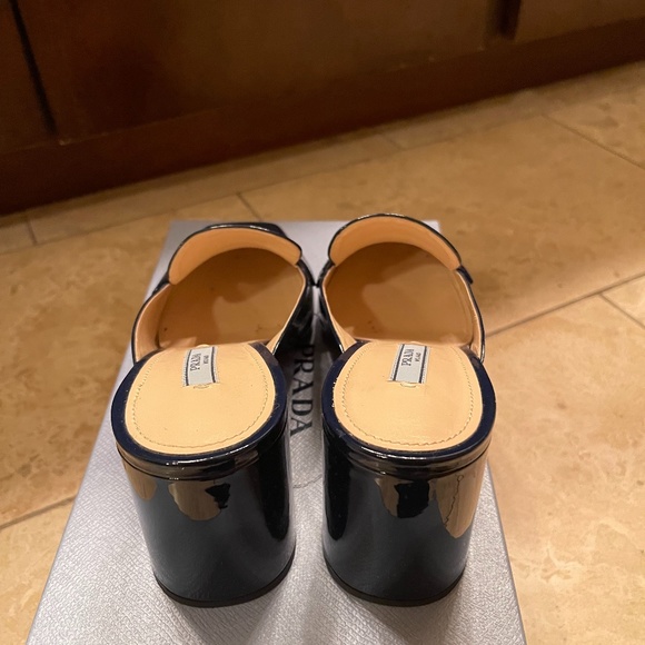 Prada Triangle Plate Patent Leather Mule - Picture 4 of 4